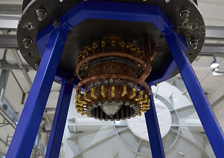 Ученые «Росатома» завершили разработку прототипа плазменного ракетного двигателя для дальних космических полетов