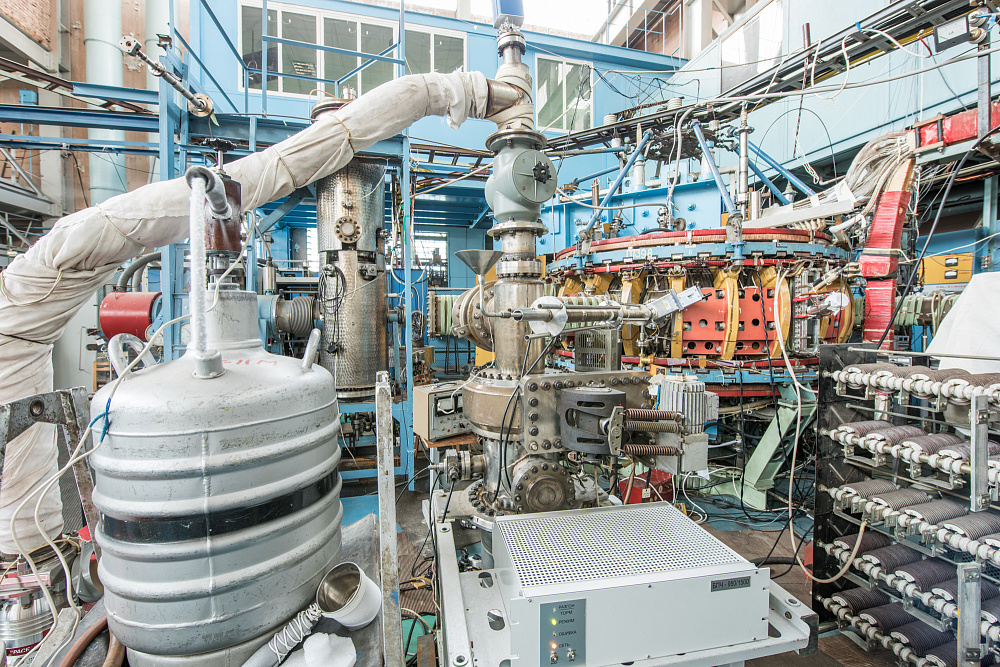 Токамак Т-11М