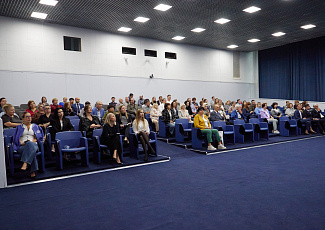 В ГНЦ РФ ТРИНИТИ отпраздновали юбилей атомной промышленности